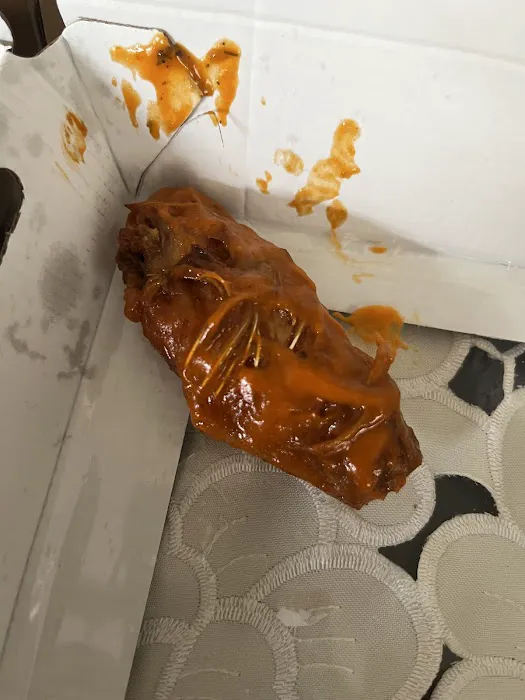 Buffalo Wild Wings 'GO' Picture 2