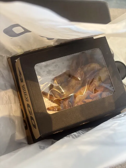 Buffalo Wild Wings 'GO' Picture 4