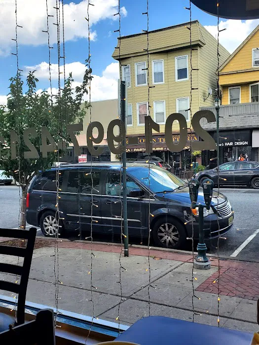 Cumbia Cafe Picture 8