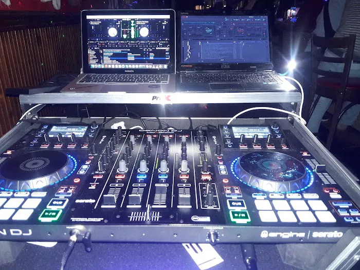 GUARILAQUES Bar And Grill Picture 8