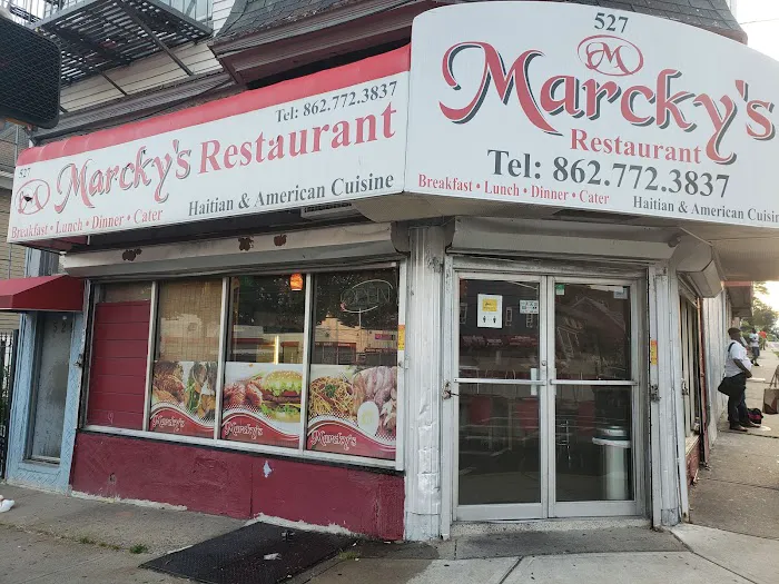 Marcky's Restaurant Picture 4