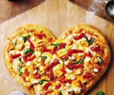 One stop restaurant lounge pizza cafeteria & African food