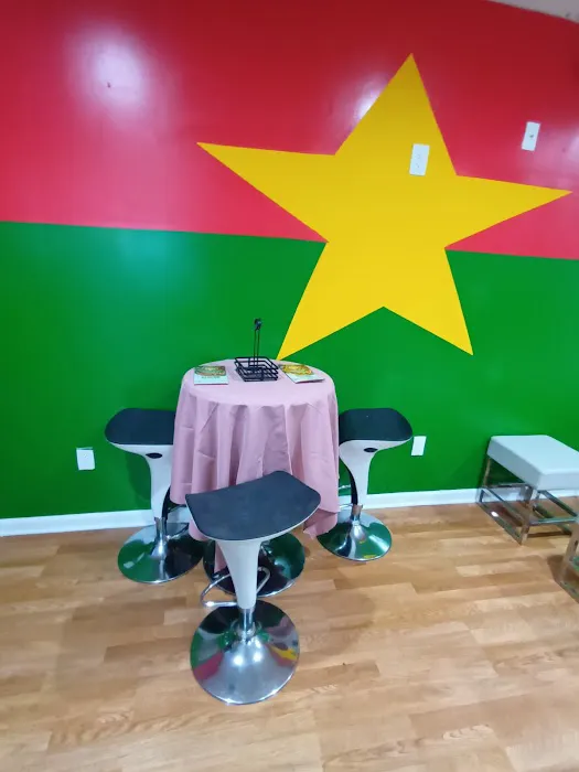 One stop restaurant lounge pizza cafeteria & African food Picture 8