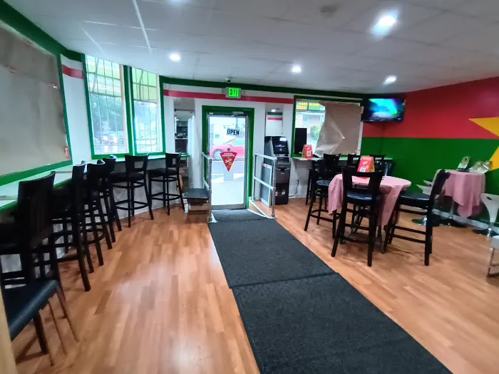 One stop restaurant lounge pizza cafeteria & African food Picture 10