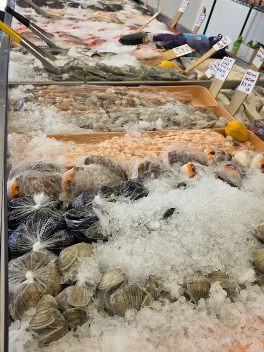 Fish catch market Picture 4