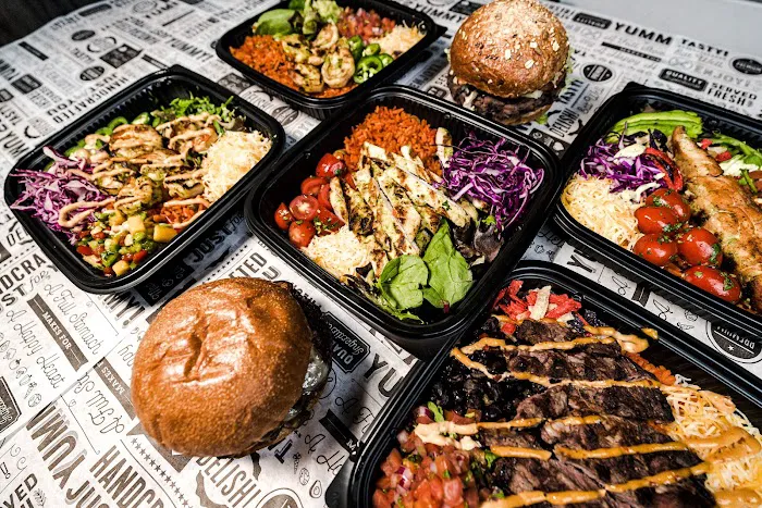 Bullhorns Burger Grill Picture 2