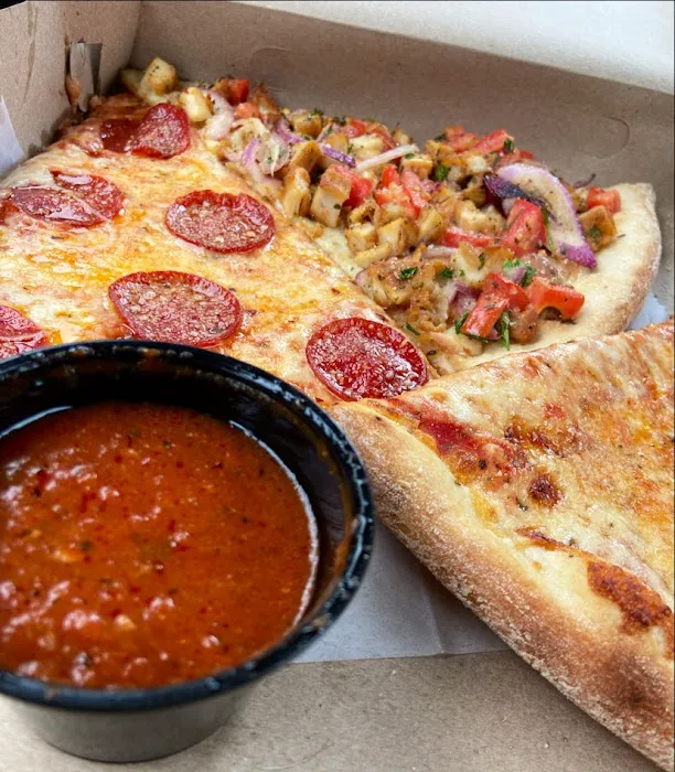 Brooklyn's Pizza Picture 1