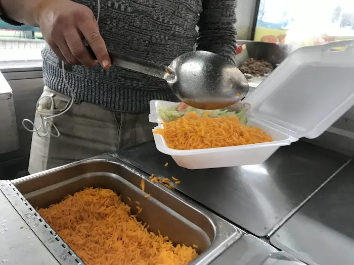 Halal R US Food Cart Picture 4