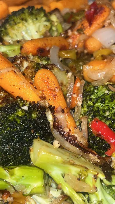 Jaim Kicks in the Kitchen Picture 5