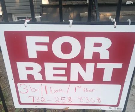 Family Fried Chicken & Beverages