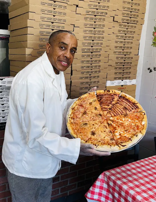 The Pizza Zone Picture 8