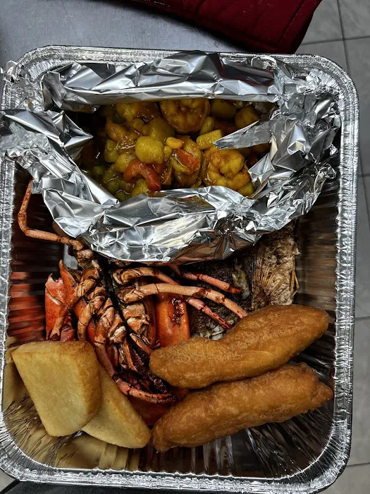 Likkle Hellshire Restaurant & Bar Picture 7