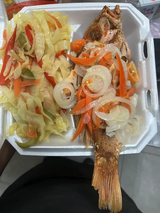 Likkle Hellshire Restaurant & Bar Picture 4