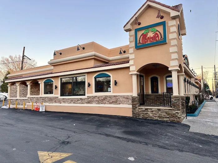 Tropicana Diner and Bakery Picture 2