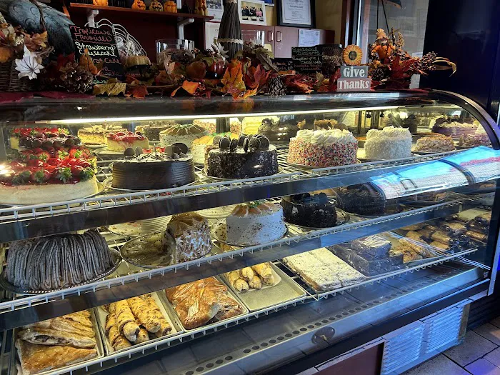 Tropicana Diner and Bakery Picture 5