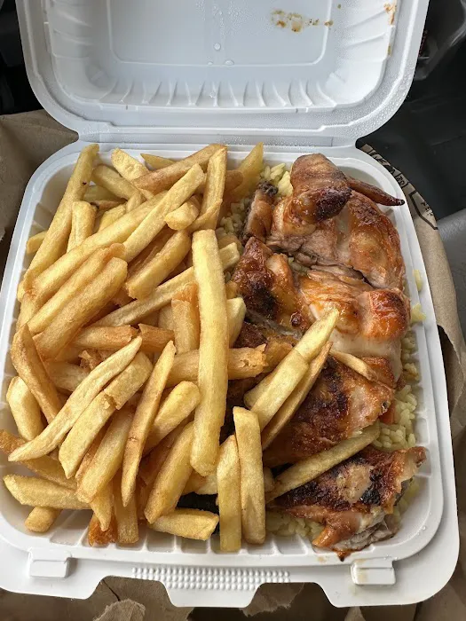 Port Deli & Grill Picture 3