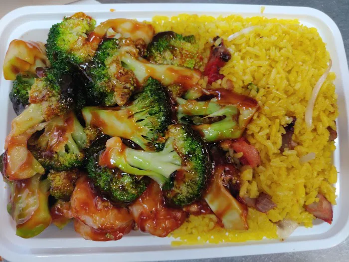 Lucky 8 Restaurant Picture 8