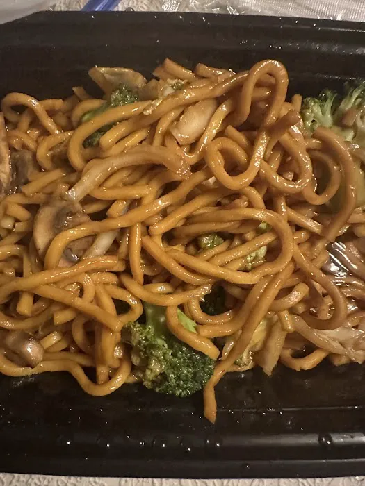 Lucky 8 Restaurant Picture 6