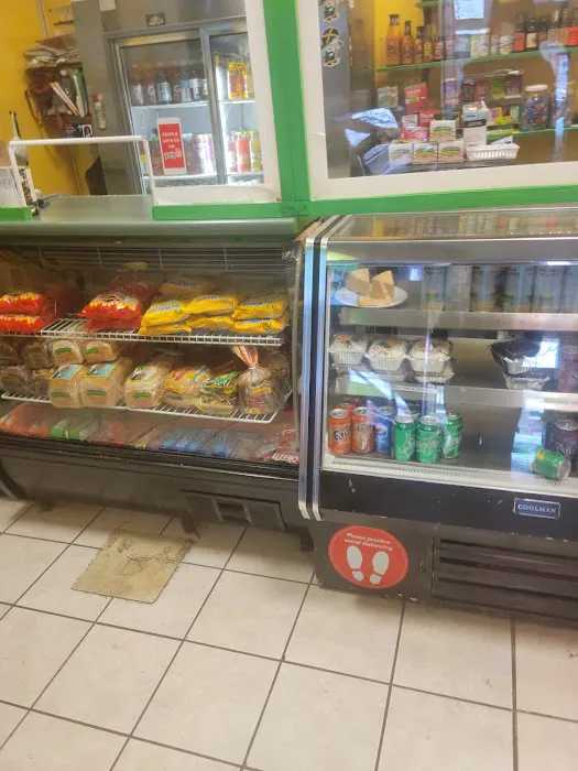 Mama Sher's Caribbean Cuisine Picture 8