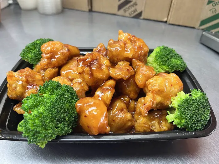 Trio taste Chinese & Thai food Picture 5