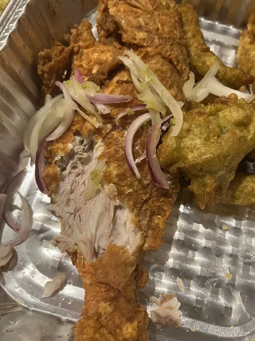 APANOU RESTAURANT Picture 6