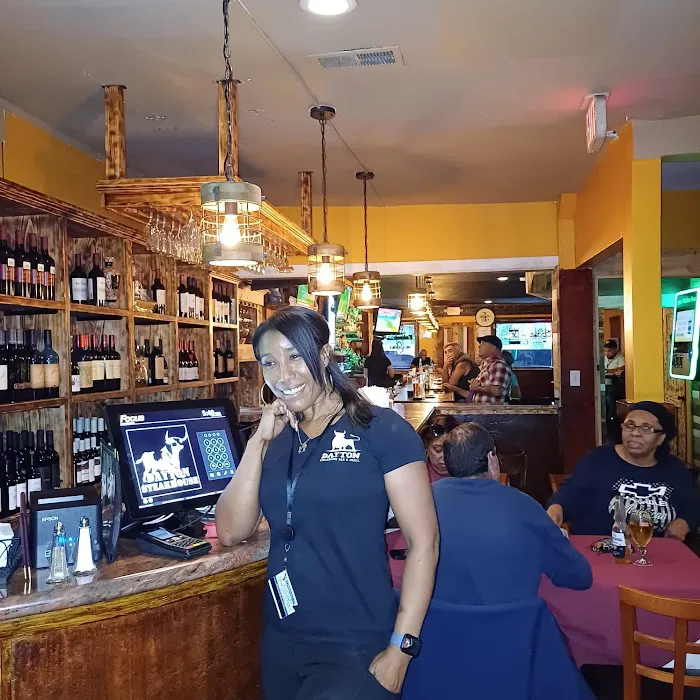 Dayton Steakhouse Bar & Grill Picture 3