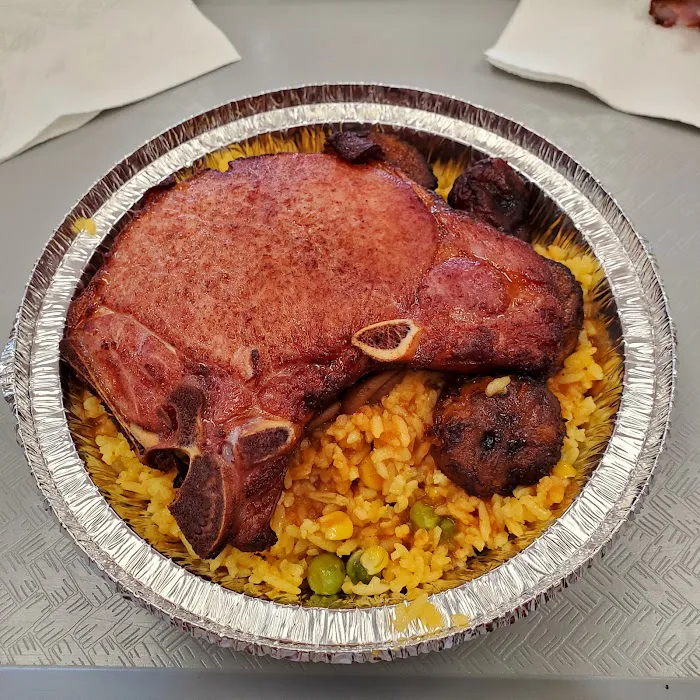 Manny's Deli & Restaurant Picture 2