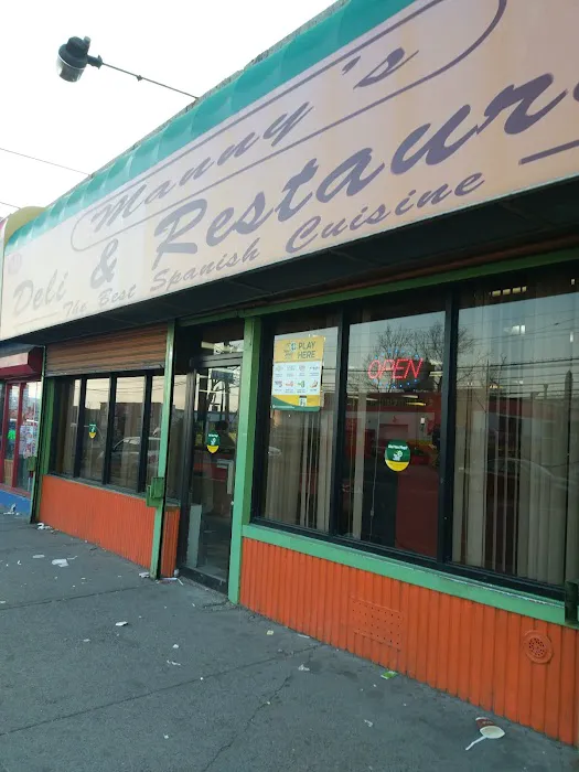 Manny's Deli & Restaurant Picture 5