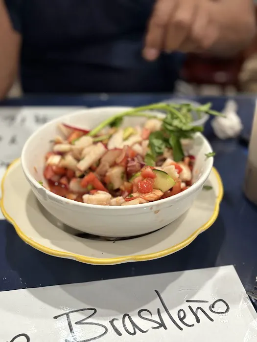 El Salvador Restaurant Picture 3