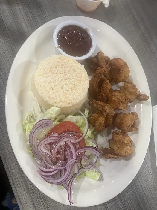 Antojitos Génesis Comida Típica Salvadoreña & Hispana Picture 2