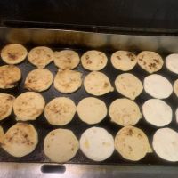 Antojitos Génesis Comida Típica Salvadoreña & Hispana ico