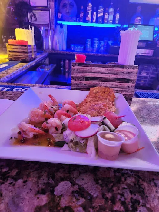 Cupido's Bar & Restaurant Picture 4