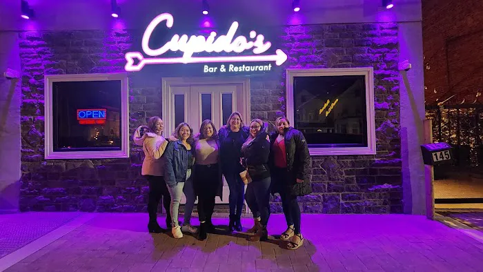 Cupido's Bar & Restaurant Picture 3