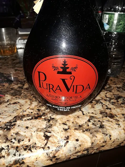 Cupido's Bar & Restaurant Picture 8