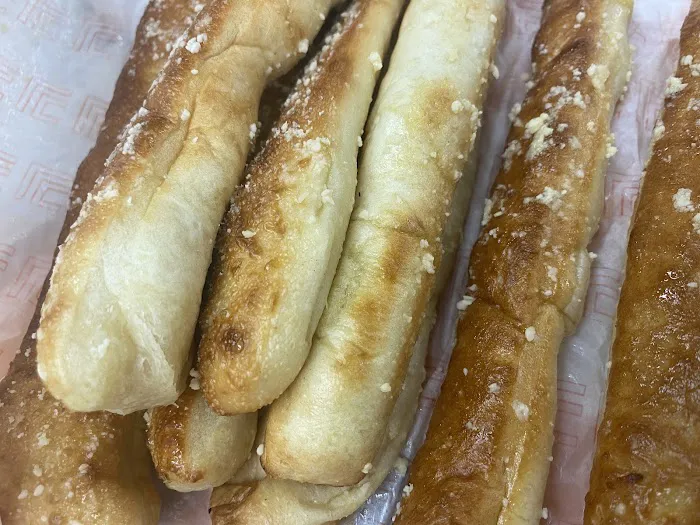 Little Caesars Pizza Picture 9