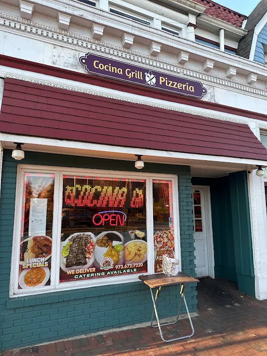 Cocina Grill & Pizzeria Picture 4