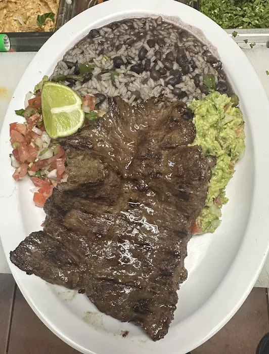 Cocina Grill & Pizzeria Picture 10