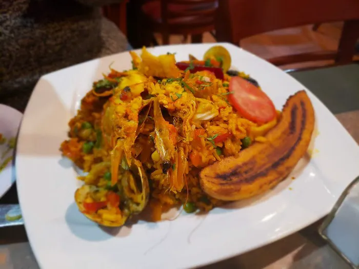 Las Palmeras Restaurant Picture 6