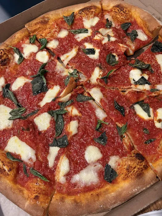 Guys Restaurant & Pizzeria Picture 1