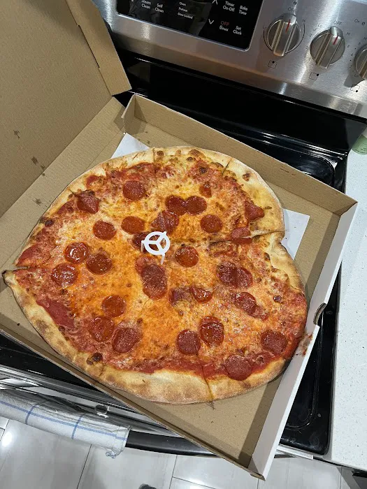 Phil's Pizzeria & Restaurant Picture 10