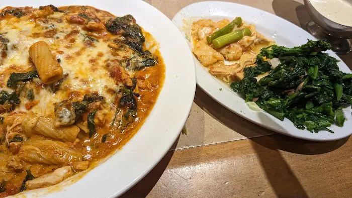 Phil's Pizzeria & Restaurant Picture 7