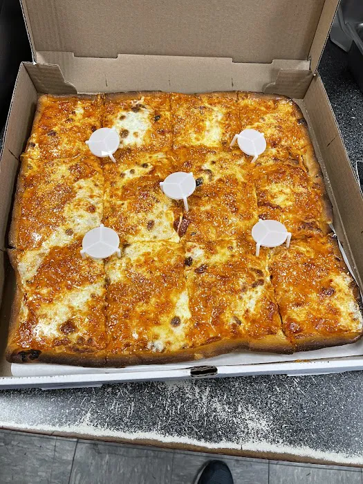 Lombardo’s of seaford pizzeria Picture 3