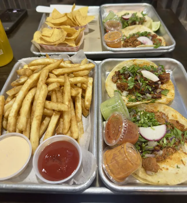 TACO EL CHINGÓN (Bellmore) Picture 10