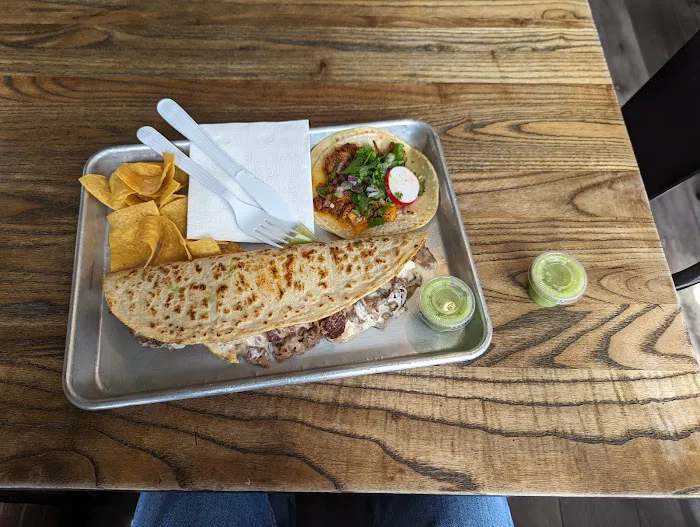 TACO EL CHINGÓN (Bellmore) Picture 2