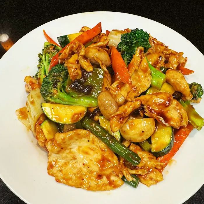 Zen's Chinese Food & Catering Picture 3