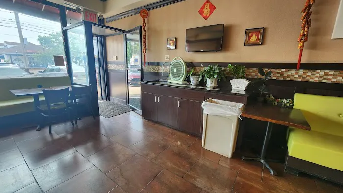 Zen's Chinese Food & Catering Picture 2