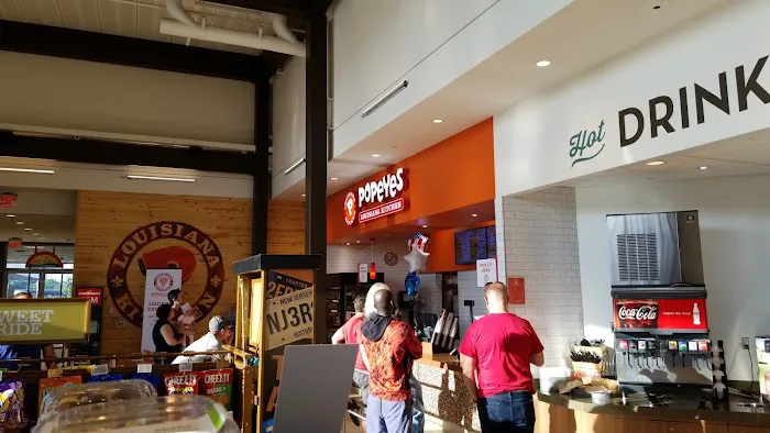 Refresh & Co. Picture 7