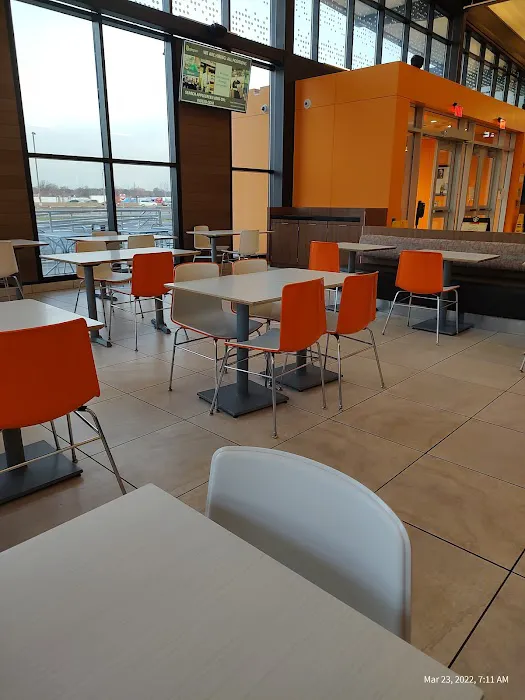 Refresh & Co. Picture 8