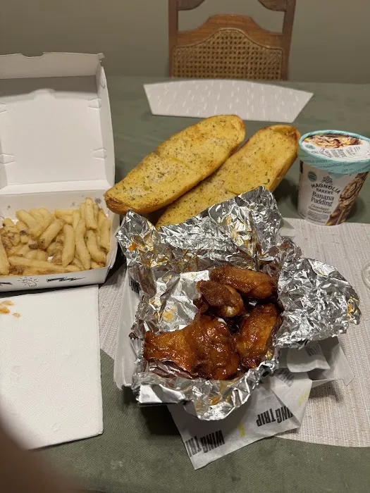 Wonder Woodbridge Picture 3