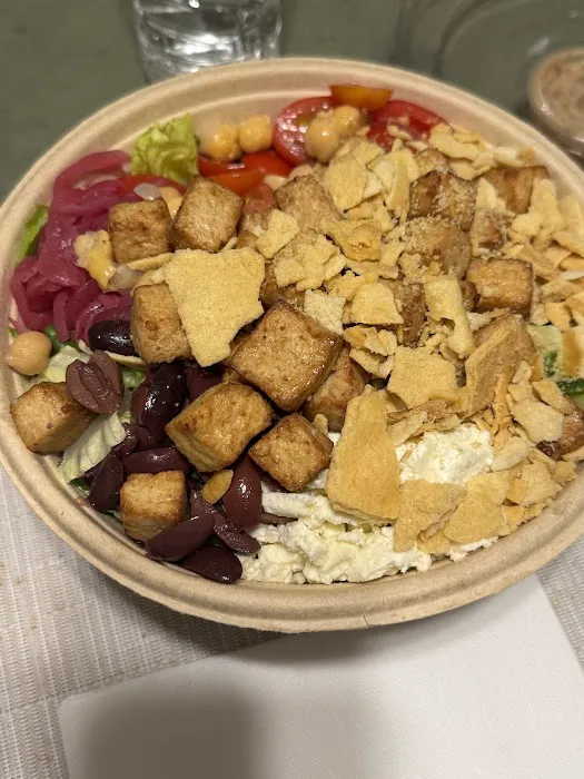 Wonder Woodbridge Picture 2